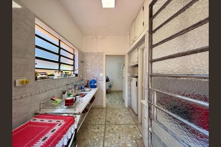 Casa para alugar com 188m², 3 quartos e 2 vagasCozinha 