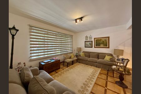 Casa para alugar com 188m², 3 quartos e 2 vagasSala 