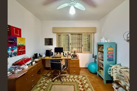 Casa para alugar com 188m², 3 quartos e 2 vagasQuarto 2