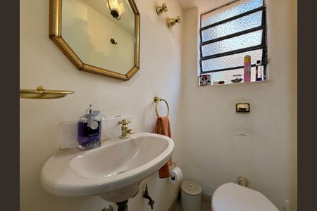 Casa para alugar com 188m², 3 quartos e 2 vagasLavabo 