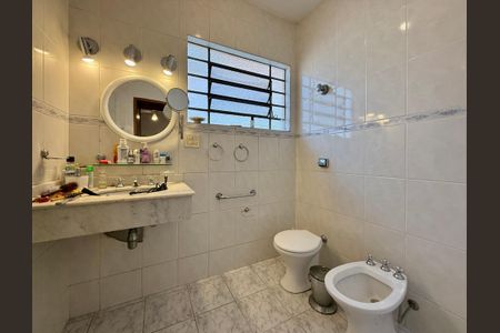 Casa para alugar com 188m², 3 quartos e 2 vagasBanheiro Suíte