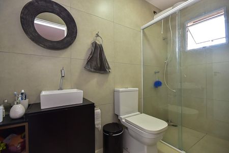 Casa à venda com 320m², 3 quartos e 2 vagasBanheiro