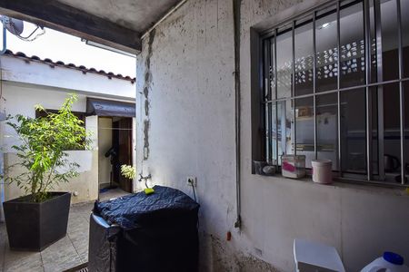 Casa à venda com 320m², 3 quartos e 2 vagasÁrea de Serviço 