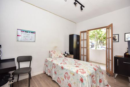 Casa à venda com 320m², 3 quartos e 2 vagasQuarto 2