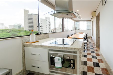 Apartamento à venda com 260m², 5 quartos e 3 vagasÁrea gourmet