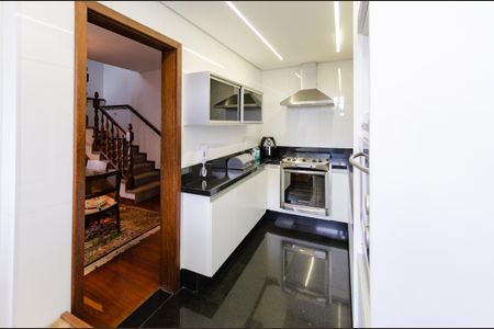 Apartamento à venda com 260m², 5 quartos e 3 vagasCozinha