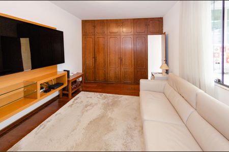 Apartamento à venda com 260m², 5 quartos e 3 vagasSuíte 3