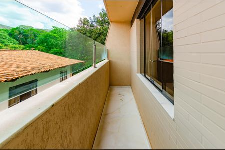 Apartamento à venda com 260m², 5 quartos e 3 vagasVaranda suíte 1