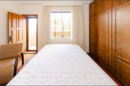 Apartamento à venda com 260m², 5 quartos e 3 vagasSuíte 1