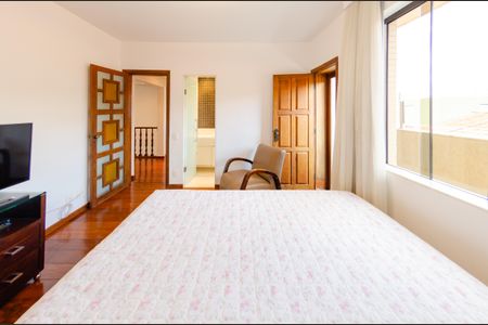 Apartamento à venda com 260m², 5 quartos e 3 vagasSuíte 1