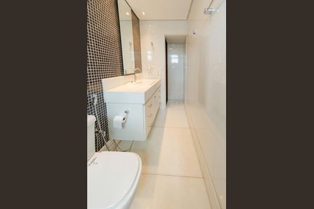 Apartamento à venda com 260m², 5 quartos e 3 vagasBanheiro suíte 3