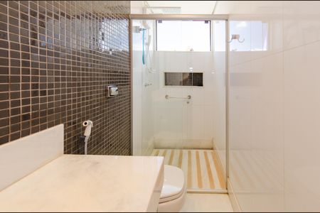 Apartamento à venda com 260m², 5 quartos e 3 vagasBanheiro suíte 1