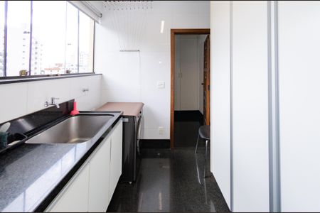 Apartamento à venda com 260m², 5 quartos e 3 vagasÁrea de serviço