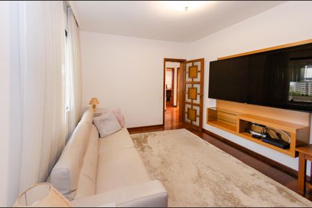 Apartamento à venda com 260m², 5 quartos e 3 vagasSuíte 3