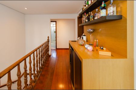 Apartamento à venda com 260m², 5 quartos e 3 vagasCorredor