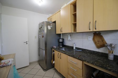 Apartamento à venda com 67m², 2 quartos e 1 vagaCozinha
