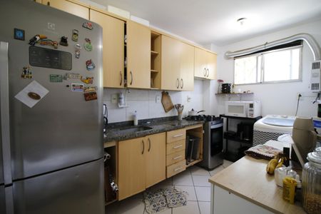 Apartamento à venda com 67m², 2 quartos e 1 vagaCozinha