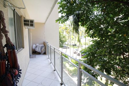 Apartamento à venda com 67m², 2 quartos e 1 vagaVaranda da Sala