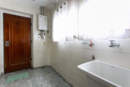 Apartamento para alugar com 200m², 3 quartos e 3 vagasÁrea de Serviço