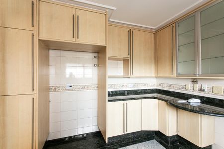 Apartamento para alugar com 200m², 3 quartos e 3 vagasCozinha