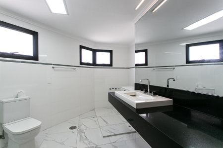 Apartamento para alugar com 200m², 3 quartos e 3 vagasSuíte 1