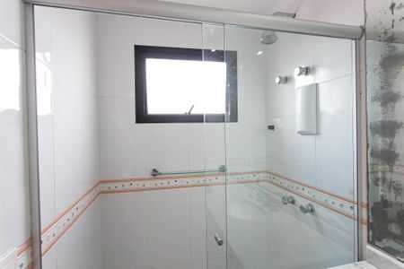 Apartamento para alugar com 200m², 3 quartos e 3 vagasSuíte 2