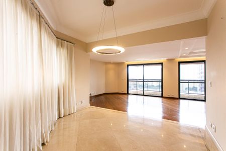 Apartamento para alugar com 200m², 3 quartos e 3 vagasSala 2