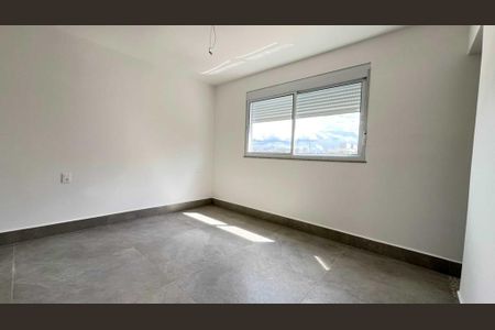 Apartamento à venda com 4 quartos, 118m² em Castelo, Belo Horizonte