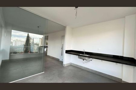 Apartamento à venda com 4 quartos, 118m² em Castelo, Belo Horizonte