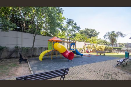 Apartamento à venda com 47m², 2 quartos e 1 vaga Apartamento à venda com 47m², 2 quartos e 1 vagaÁrea comum - Playground