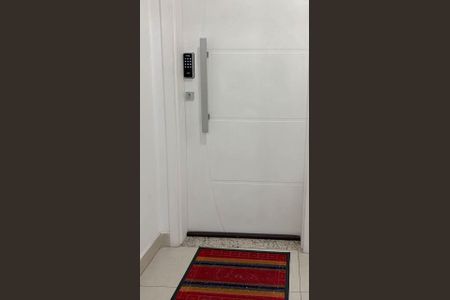 Apartamento à venda com 47m², 2 quartos e 1 vaga Apartamento à venda com 47m², 2 quartos e 1 vagaPorta