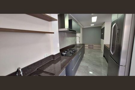 Apartamento à venda com 142m², 3 quartos e 4 vagas