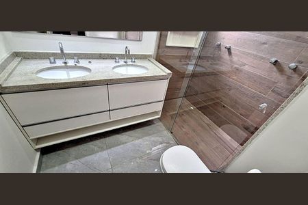 Apartamento à venda com 142m², 3 quartos e 4 vagas