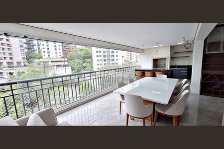 Apartamento à venda com 142m², 3 quartos e 4 vagas