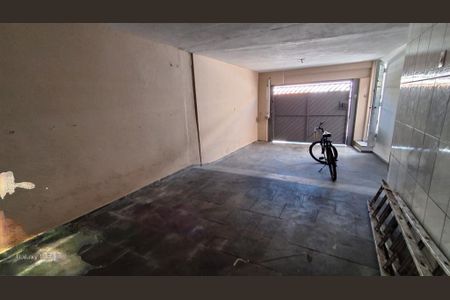 Casa à venda com 125m², 2 quartos e 2 vagas
