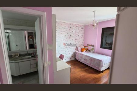 Apartamento à venda com 137m², 4 quartos e 3 vagas