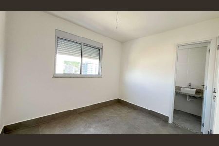 Apartamento à venda com 5 quartos, 175m² em Castelo, Belo Horizonte