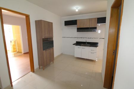 Sala / Cozinha de apartamento para alugar com 2 quartos, 41m² em Parada Inglesa, São Paulo