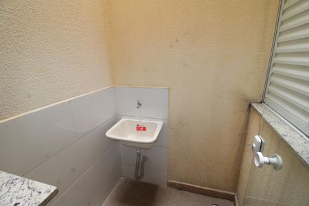 Apartamento para alugar com 41m², 2 quartos e sem vagaÁrea de Serviço