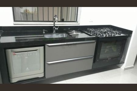 Casa à venda com 2 quartos, 220m² em Vila Regente Feijó, São Paulo