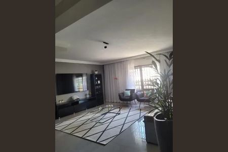 Casa à venda com 2 quartos, 220m² em Vila Regente Feijó, São Paulo