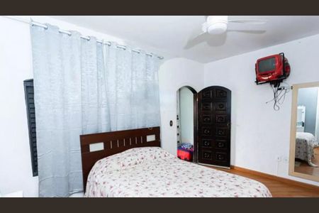 Casa à venda com 3 quartos, 166m² em Vila Dona Sara, São Paulo