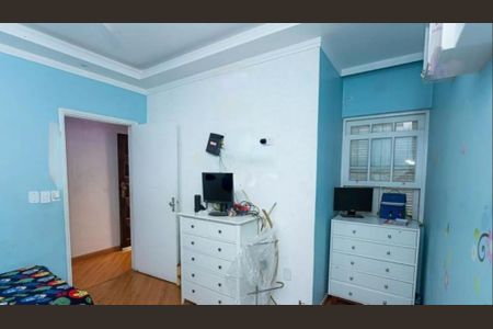 Casa à venda com 3 quartos, 166m² em Vila Dona Sara, São Paulo