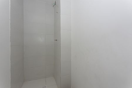 Apartamento à venda com 37m², 2 quartos e sem vaga Apartamento à venda com 37m², 2 quartos e sem vagaBanheiro