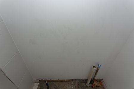 Apartamento à venda com 37m², 2 quartos e sem vaga Apartamento à venda com 37m², 2 quartos e sem vagaBanheiro