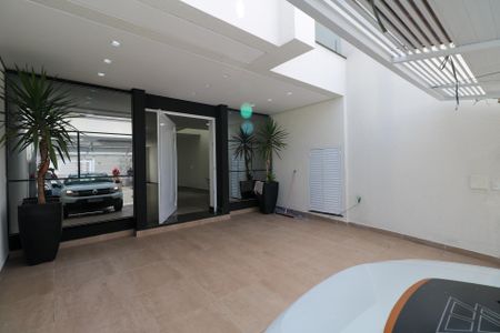 Casa à venda com 300m², 3 quartos e 2 vagasGaragem