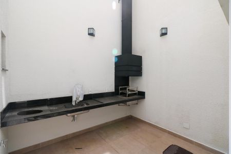 Casa à venda com 300m², 3 quartos e 2 vagasChurrasqueira