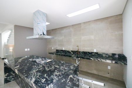 Casa à venda com 300m², 3 quartos e 2 vagasCozinha