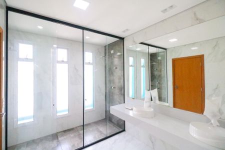 Casa à venda com 300m², 3 quartos e 2 vagasBanheiro da Suíte 3