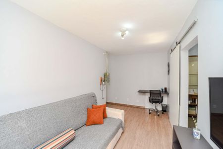 Sala de apartamento para alugar com 1 quarto, 40m² em Passo D’areia, Porto Alegre